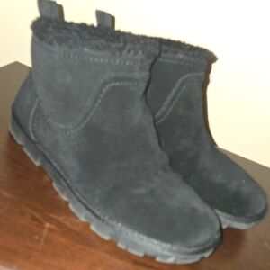 Lucky Brand Black Fuzzy Lined Boots